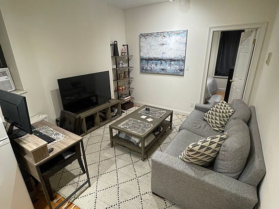2nd image of 219 W 16th St APT 1C