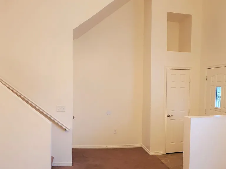 31 Fuller Cir — Photo 4