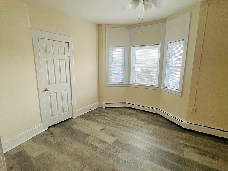 31 Elm St #31C — Photo 8