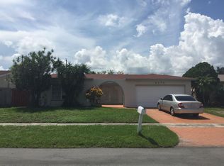 9670 NW 20th Pl, Sunrise, FL 33322