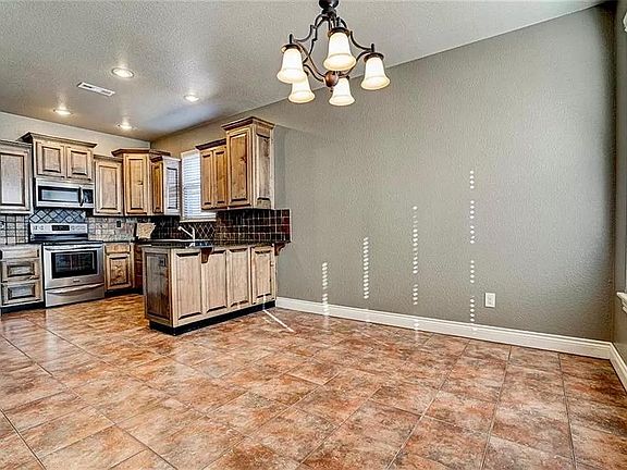 4th image of 4927 W Homespun Dr