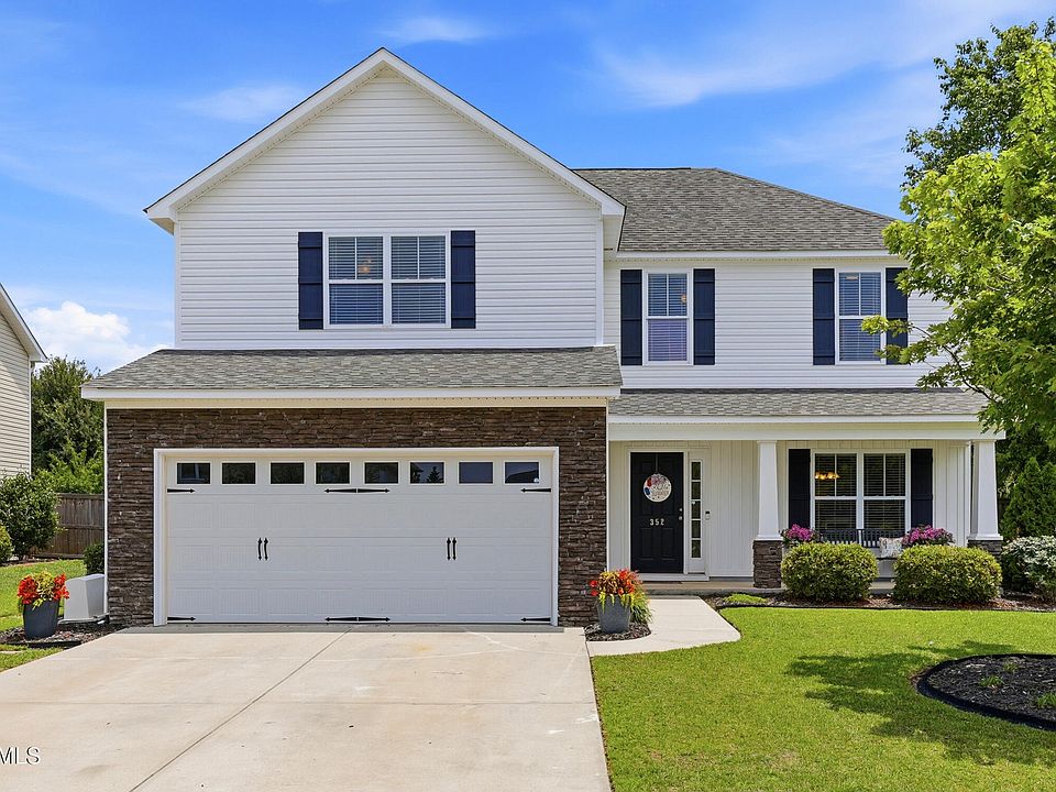 1st image of 352 St Kitts Way