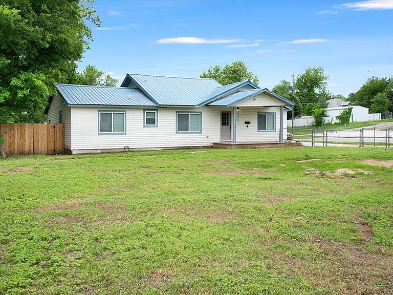 Listing photo 4