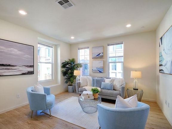 5th image of 1020 Bellante Ln Unit 7