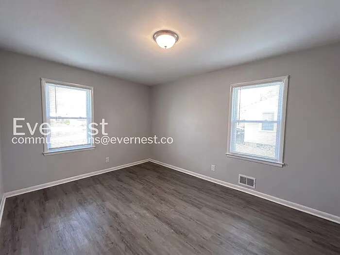 3190 Clifton Church Rd SE — Photo 10