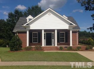649 Walapai Dr, Fuquay Varina, NC 27526