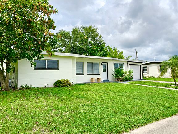 3rd image of 21451 Olean Blvd
