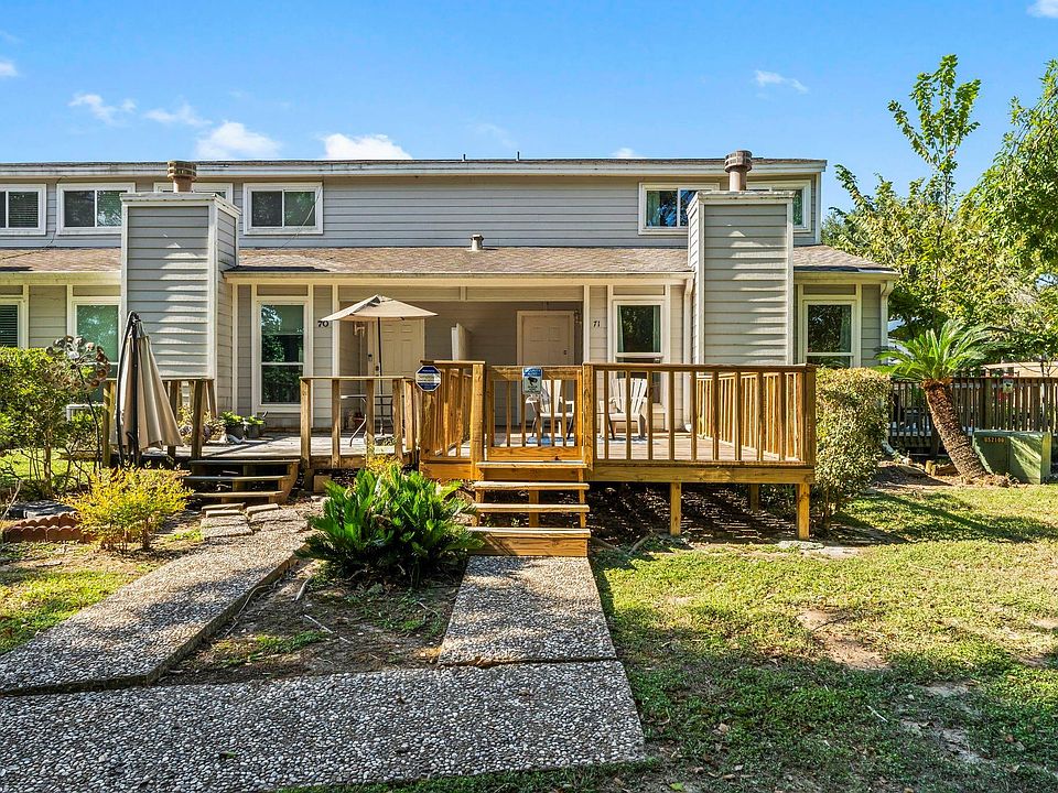 1st image of 71 Hideaway Dr