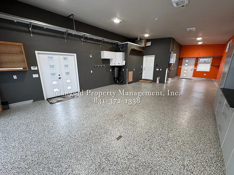 926 Ruth Ct — Photo 24
