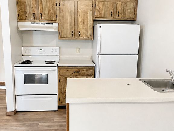 2nd image of 1967 Thomas St #3