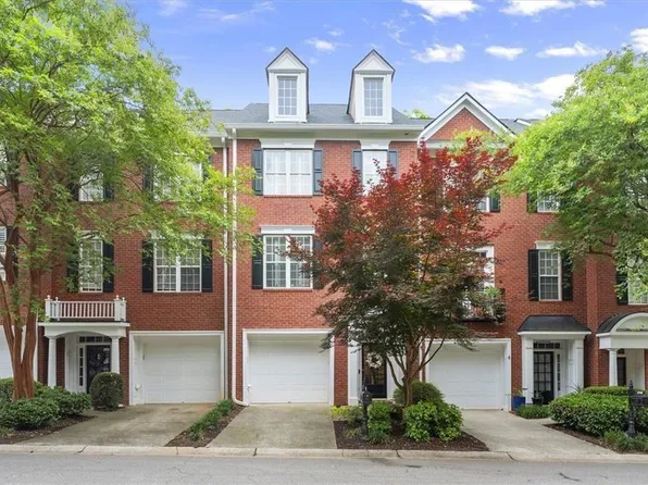 1707 Waters Edge Trl, Roswell, GA 30075