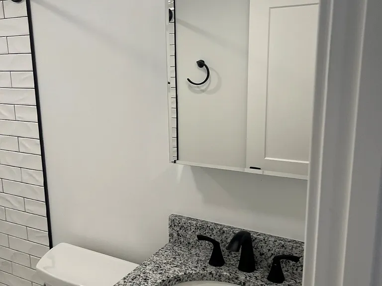 43 Burnham St #C3 — Photo 7