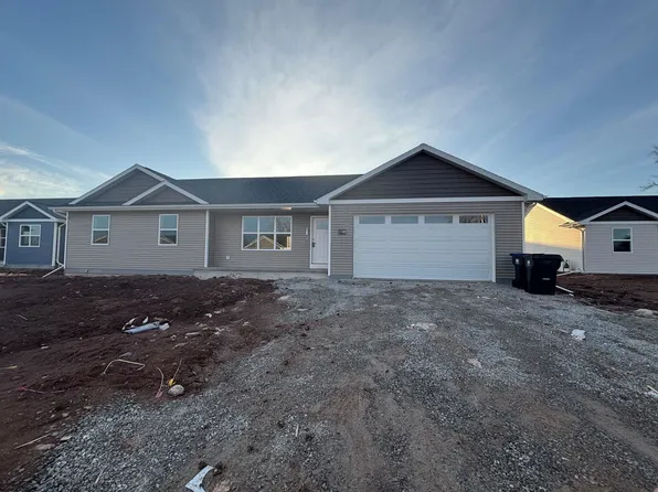 1739 Sovereign Way, Neenah, WI 54956