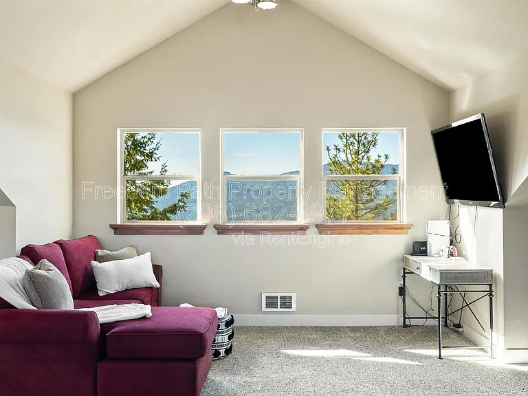 721 Sanctuary Hls — Photo 40