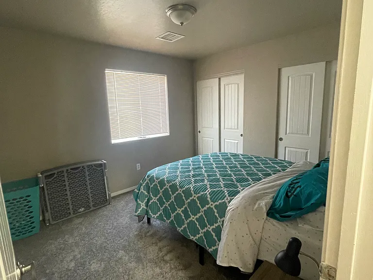 1121 W Cross Creek Ln — Photo 10