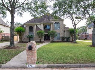 8211 Hidden Trail Ln, Spring, TX 77379