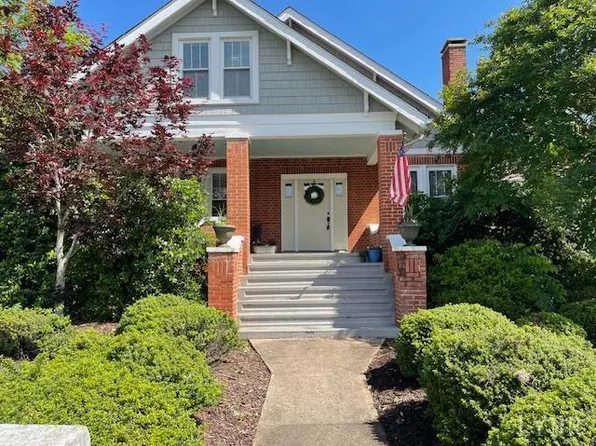 202 Leftwich St, Gretna, VA 24557