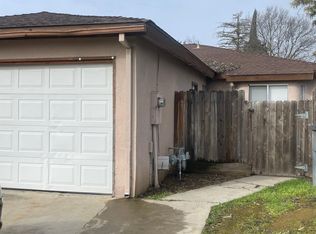 4033 N Milburn Ave, Fresno, CA 93722