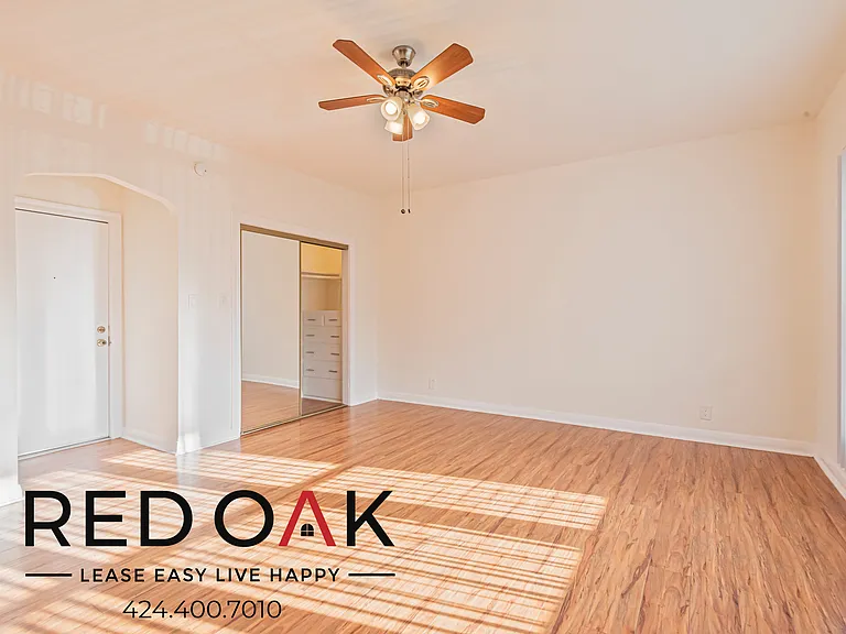 1056 S Normandie Ave #301 — Photo 1