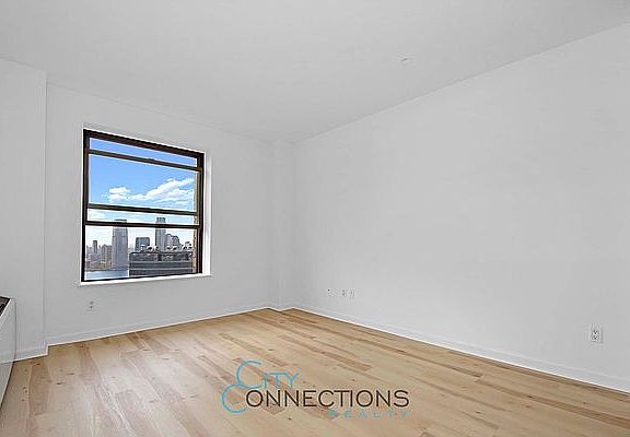4th image of 20 West St APT 38B