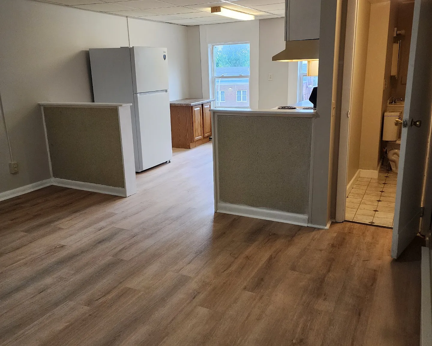 2 bed, 1000 sqft, $1,275 — Photo 2