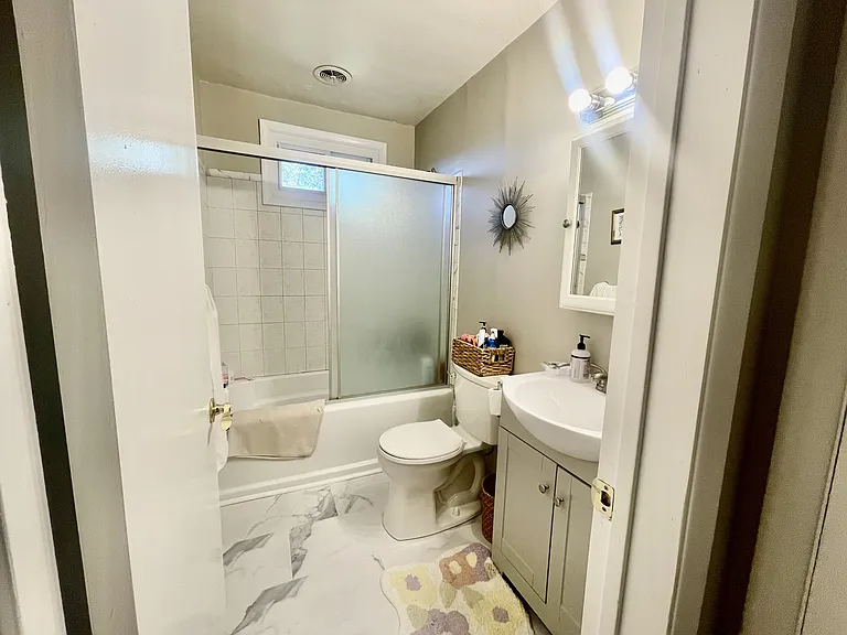 540 Warren Road - 5 — Photo 7