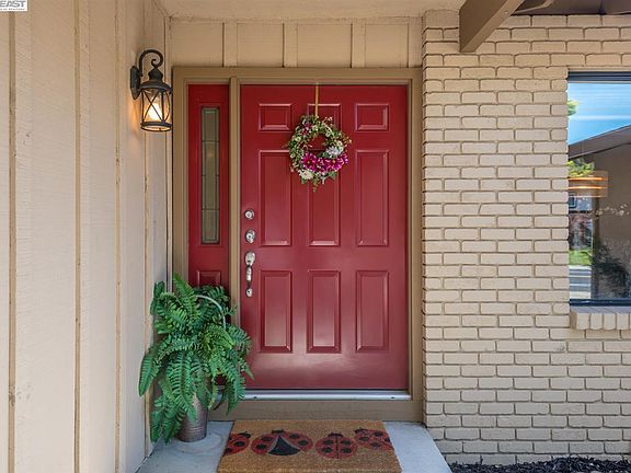 5th image of 8601 Southwick Dr