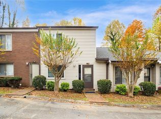 159 Forest View Dr, Winston Salem, NC 27104