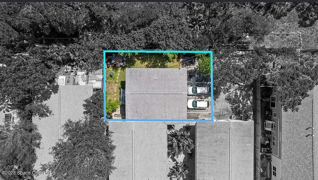 4 bed, 2.5 bath, 1747 sqft, $4,495 — Photo 1