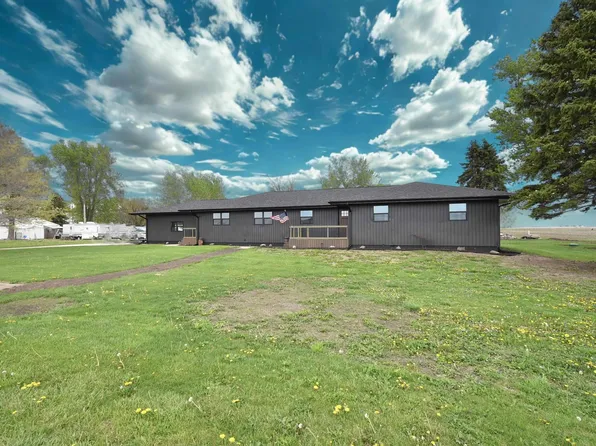 503 S 3rd St, Ambia, IN 47917