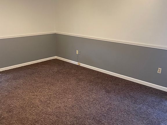 3rd image of 8225 Barberry Pl