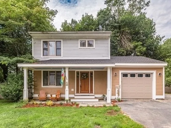 4 Westminster St, Amesbury, MA 01913