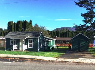 467 7th St, Morton, WA 98356