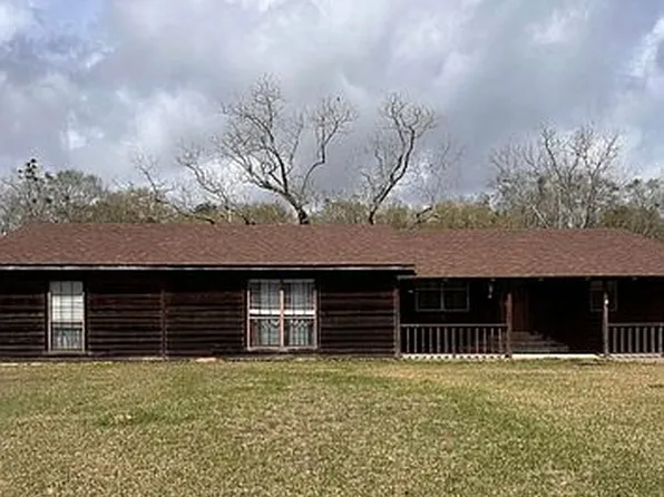 9301 Franklin Creek Rd, Moss Point, MS 39562