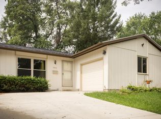 1806 Golden Oak Ln, Madison, WI 53711