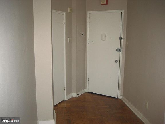 2nd image of 2601 Pennsylvania Ave APT 413