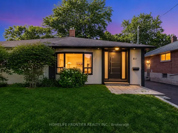 61 Sundial Cres, Toronto, ON M4A 2J7
