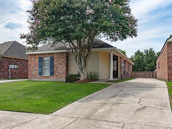 2nd image of 5668 Ducros Dr
