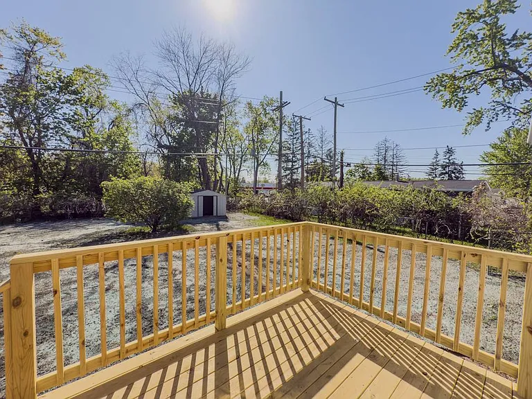 69 McArthur Rd — Photo 27