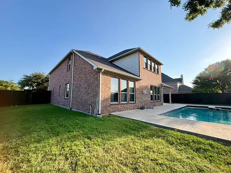 226 Boxwood Ln — Photo 25