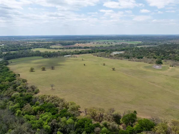 1225 County Road 189, Jonesboro, TX 76538