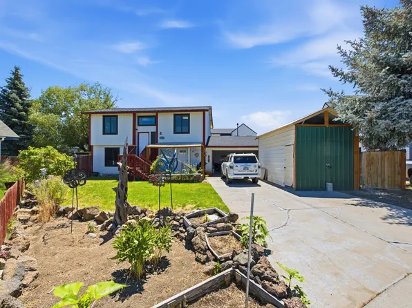 2346 SW 20th Ct, Redmond, OR 97756