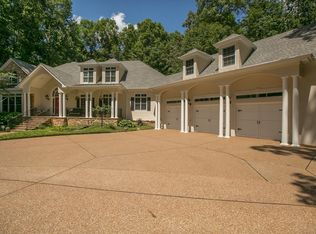 111 Arcadia Ct, Murfreesboro, TN 37130