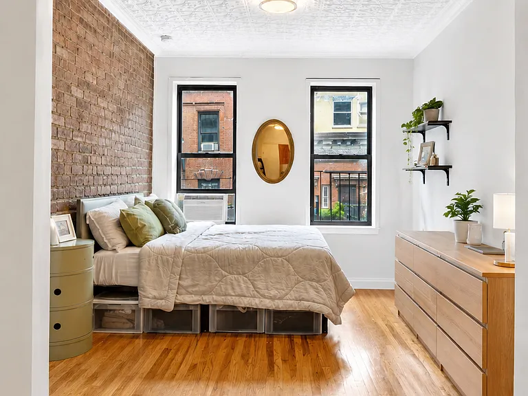 241 Mulberry St #23 — Photo 2