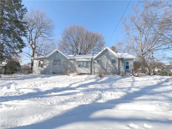 1220 E Archwood Ave, Akron, OH 44306