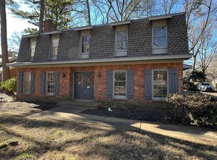 137 Perkins Ext, Memphis, TN 38117