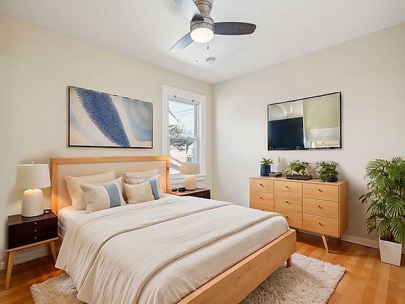 First floor bedroom (virtually staged)