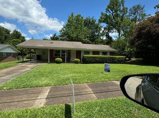 1141 Winifred Dr, Tallahassee, FL 32308