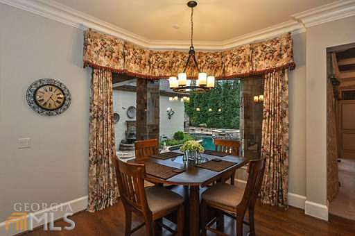 5th image of 306 Watermark Dr