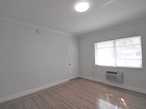 5th image of 1414 Euclid Ave #Secondfl2